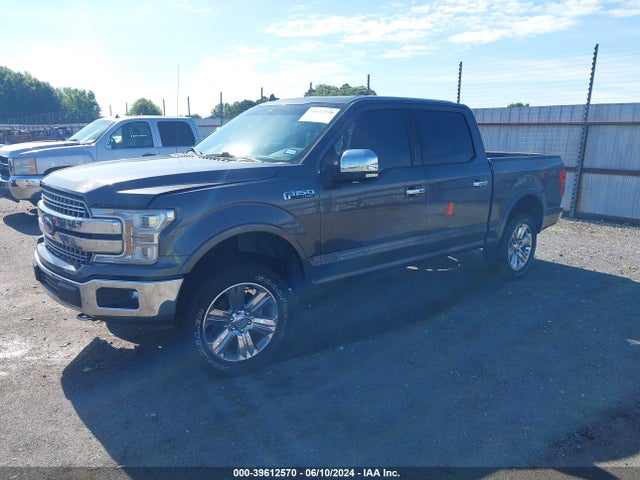 Ford F-150 Lariat 2018 1FTEW1E54JKF86111 Image 2
