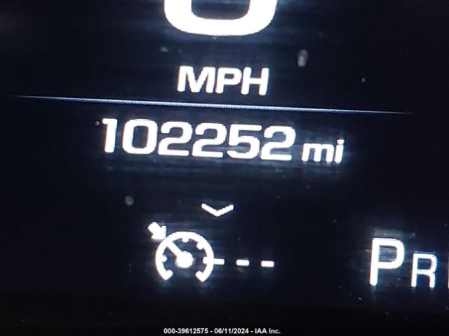 1GNSCCKC3HR286031 Chevrolet Tahoe Premier