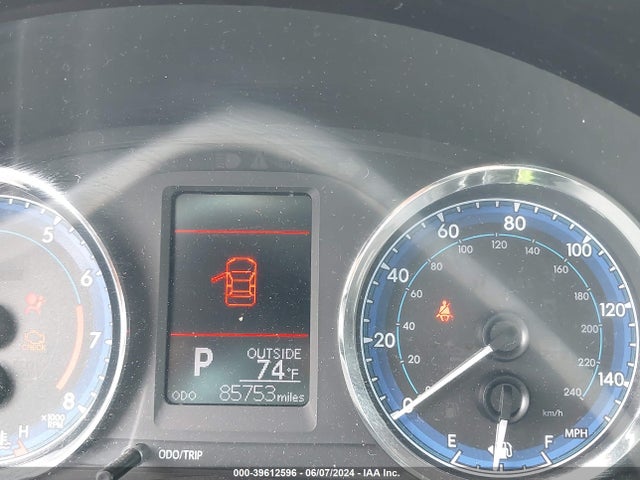 Toyota COROLLA LE 2018 5YFBURHEXJP800698 Image 15