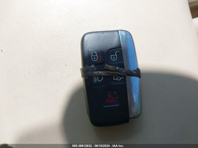 2013 JAGUAR XF SAJWJ0EF3D8S73723 Photo 10