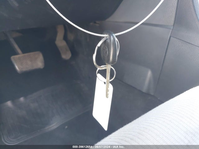 Toyota COROLLA L 2015 5YFBURHE3FP199545 Image 11