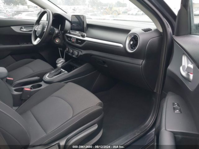 3KPF24AD1PE551164 KIA FORTE LX