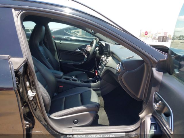 WDDSJ4EB5HN429534 Mercedes-Benz CLA 250