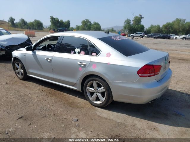 1VWAT7A35FC118921 Volkswagen Passat 1.8t Limited Edition