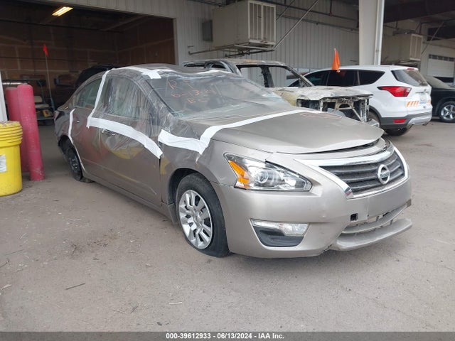 Nissan Altima 2.5 S 2014 1N4AL3AP3EC299438 Image 1