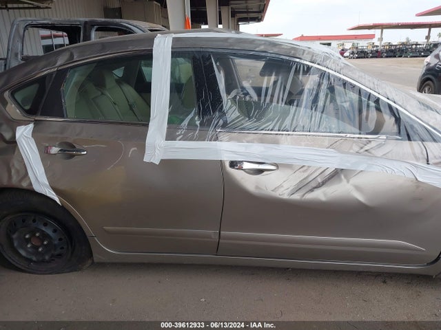 Nissan Altima 2.5 S 2014 1N4AL3AP3EC299438 Image 13