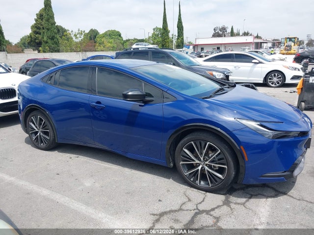 Toyota PRIUS XLE 2023 JTDACAAU1P3014100 Image 13