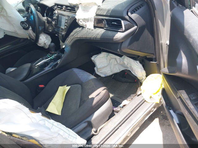 Toyota CAMRY LE 2020 4T1C11AK5LU306233 Image 5
