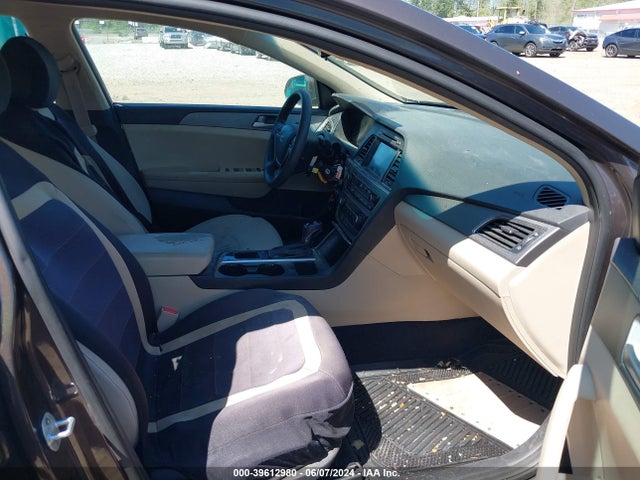 Hyundai SONATA SE 2016 5NPE24AF0GH371523 Image 5