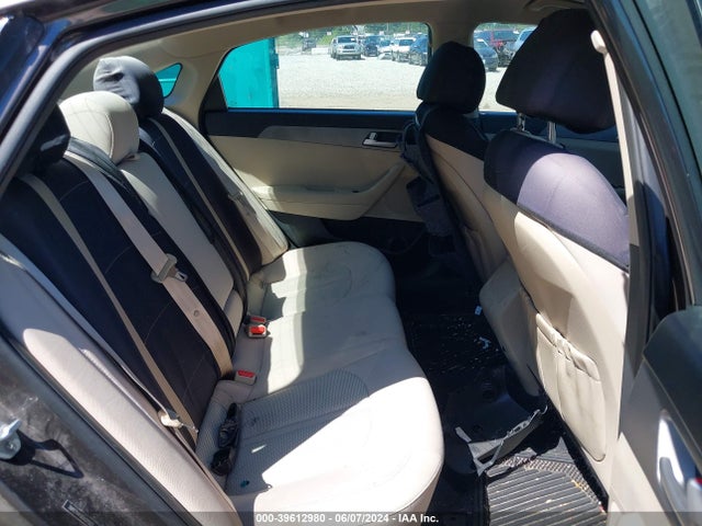 Hyundai SONATA SE 2016 5NPE24AF0GH371523 Image 8