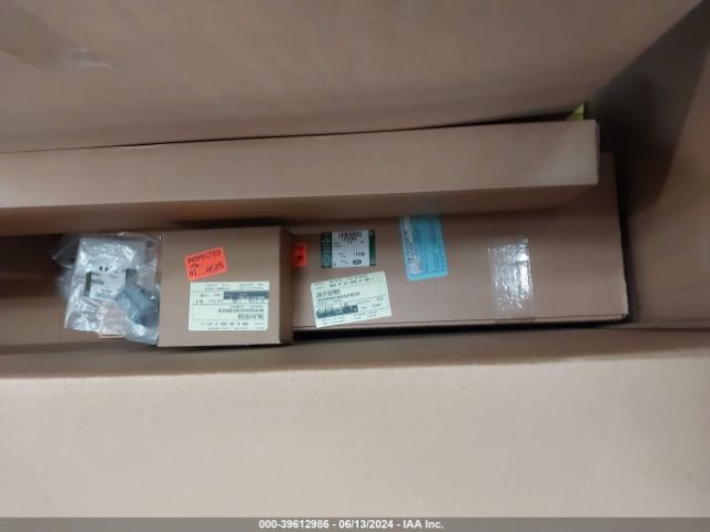 SALEJFEU1R2248737 Land Rover Defender 130 P400 S