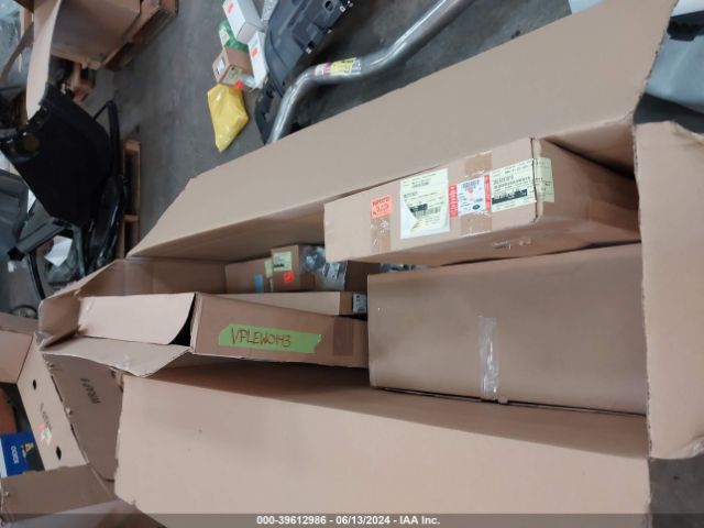 SALEJFEU1R2248737 Land Rover Defender 130 P400 S