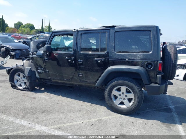 1C4BJWDGXHL733716 Jeep Wrangler Unlimited Sport 4x4