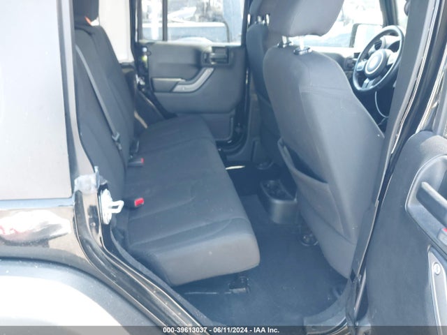 1C4BJWDGXHL733716 Jeep Wrangler Unlimited Sport 4x4