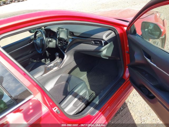 2021 TOYOTA CAMRY 4T1K61AK2MU411181 Photo 4