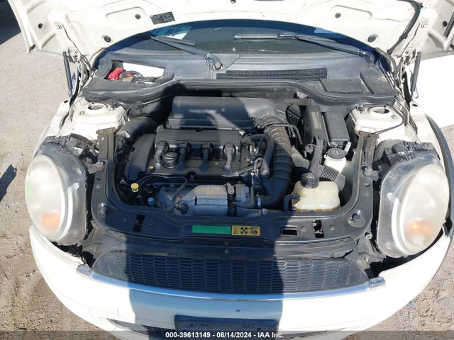 2010 MINI COOPER S WMWMF7C50ATW88465 Photo 9