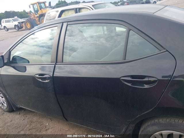 Toyota COROLLA LE 2018 2T1BURHE5JC992130 Image 14