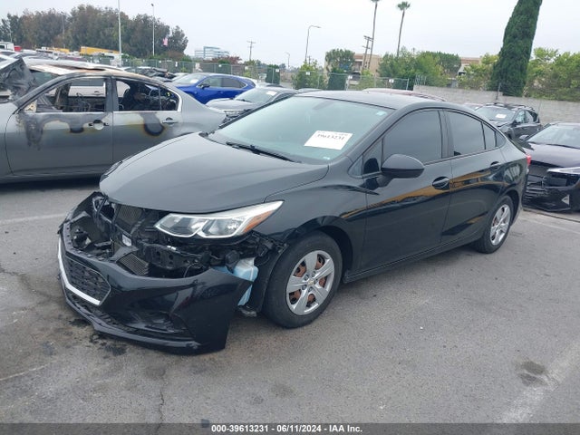 Chevrolet Cruze Ls Auto 2017 1G1BC5SM9H7140928 Image 2