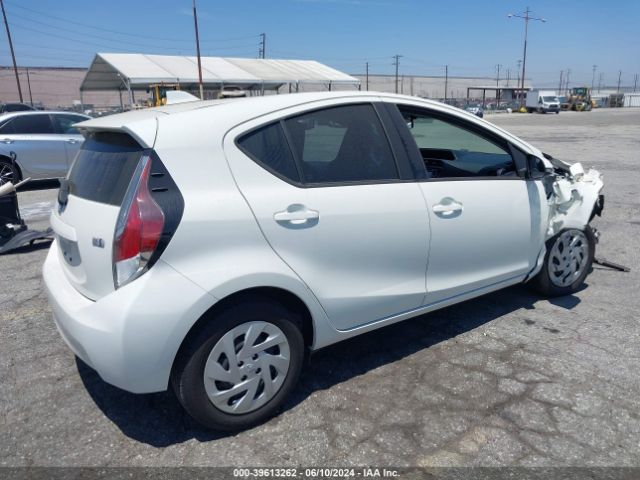 JTDKDTB38G1125550 Toyota Prius C One