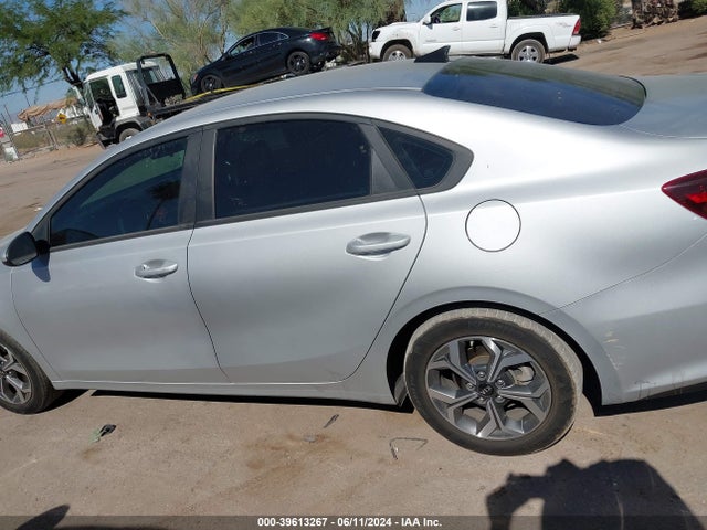 KIA Forte Lxs 2021 3KPF24AD1ME414009 Image 15