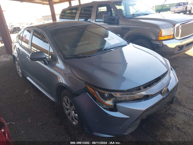 Toyota COROLLA LE 2020 5YFEPRAE0LP065800 головне зображення