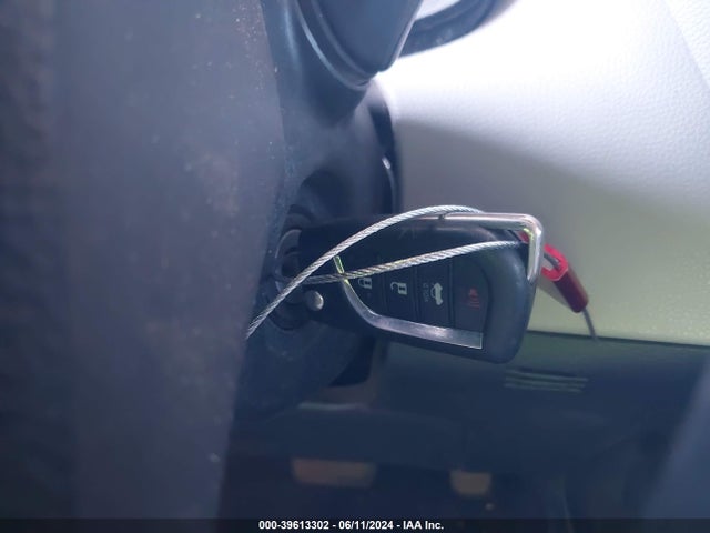Toyota COROLLA LE 2020 5YFEPRAE0LP065800 Image 11