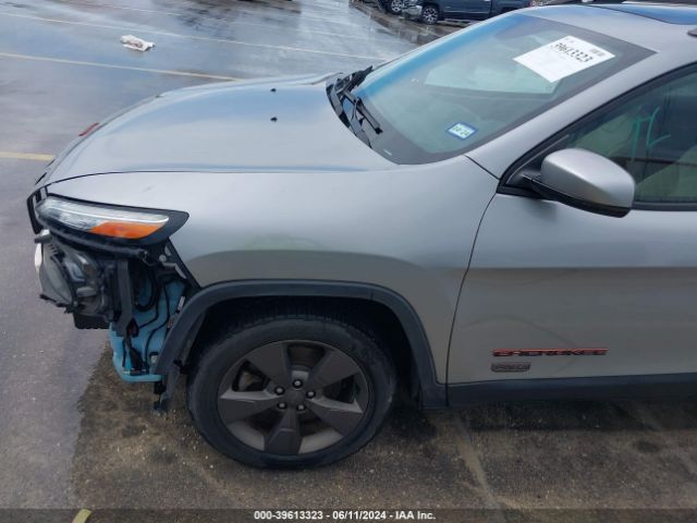 1C4PJLCBXGW256485 Jeep Cherokee 75th Anniversary