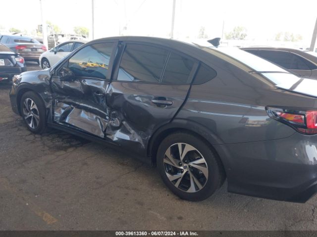 4S3BWAD67R3017692 Subaru Legacy Premium
