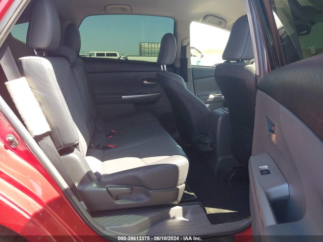 Toyota Prius V Five 2014 JTDZN3EU9E3364106 Image 8