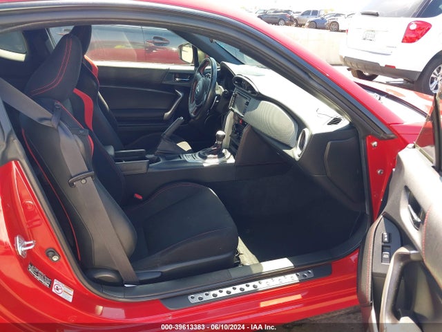 JF1ZNAA15F8710761 Scion FR-S