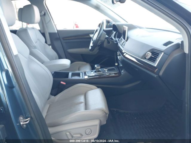 WA1BNAFY7J2209202 Audi Q5 2.0t Premium/2.0t Tech Premium