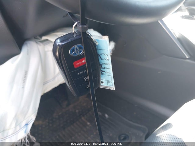 Toyota Venza Xle 2021 JTEAAAAH7MJ084437 Image 11
