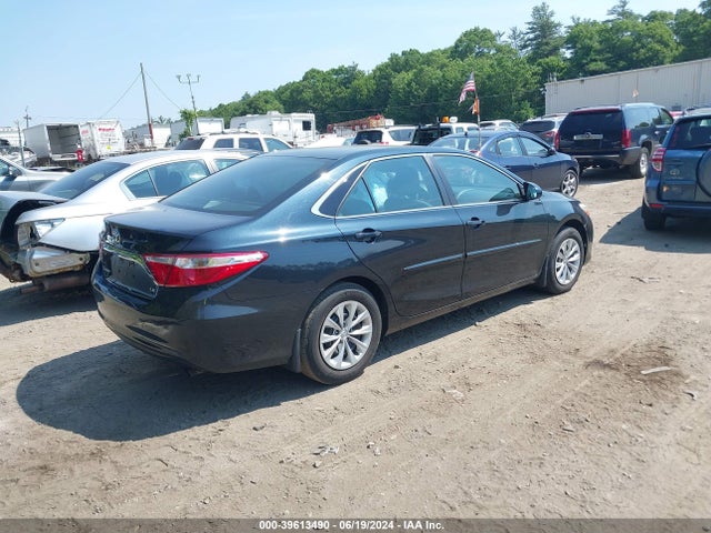 Toyota CAMRY LE 2016 4T4BF1FKXGR542412 Image 4