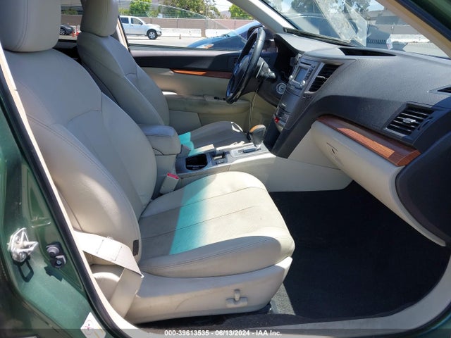 Subaru Outback 2.5i Limited 2014 4S4BRBLC4E3211154 Image 5