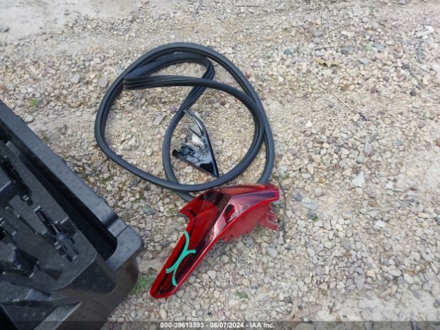 5NMS3CAD6LH304599 Hyundai Santa Fe Sel