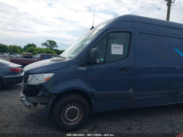 WD4PF1CD6KT012758 Mercedes-Benz Sprinter 2500 High Roof V6