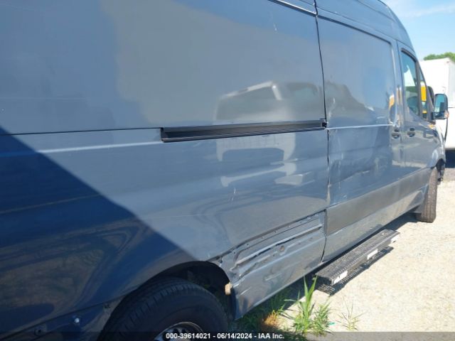 WD4PF1CD6KT012758 Mercedes-Benz Sprinter 2500 High Roof V6