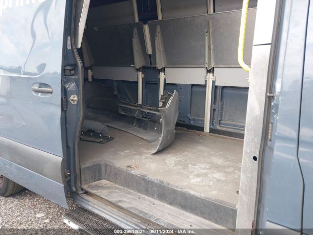 WD4PF1CD6KT012758 Mercedes-Benz Sprinter 2500 High Roof V6