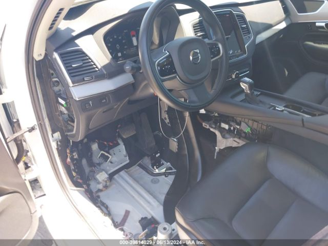YV4102PK8N1837018 Volvo Xc90 T5 Momentum 7 Passenger