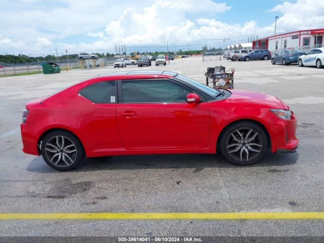 JTKJF5C74GJ022797 Scion TC