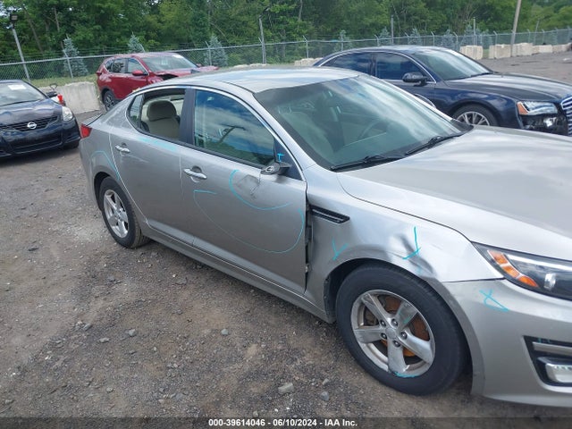 KIA Optima Lx 2015 KNAGM4A79F5531616 Image 12