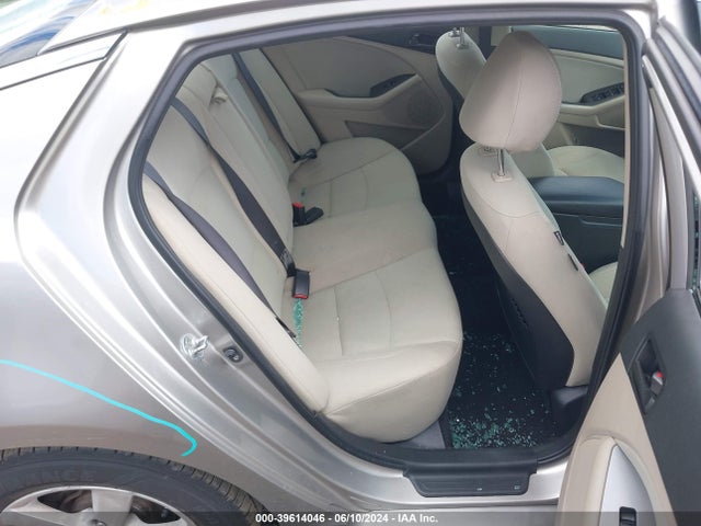 KIA Optima Lx 2015 KNAGM4A79F5531616 Image 8
