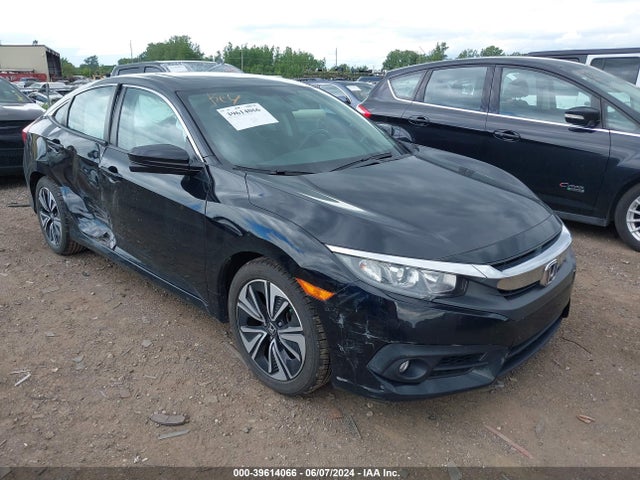2017 19XFC1F71HE030414 main image