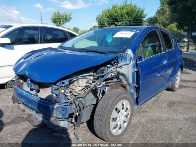 JTDKDTB39E1073049 Toyota Prius C One