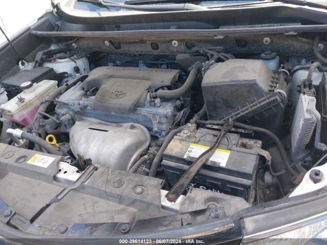 JTMBFREV5JJ727839 Toyota RAV4 LE