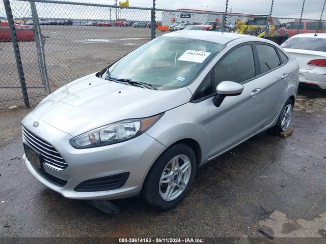 Ford FIESTA SE 2019 3FADP4BJ6KM108512 Image 2