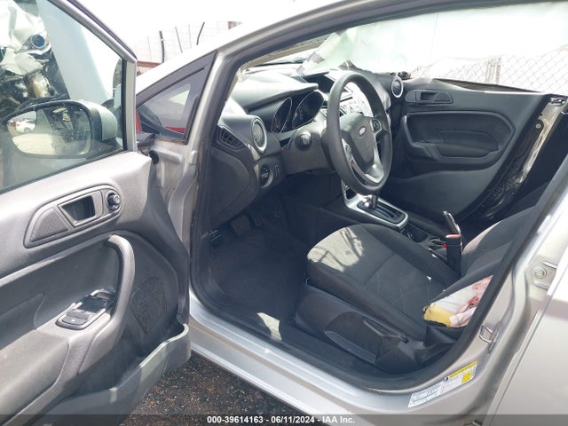 Ford FIESTA SE 2019 3FADP4BJ6KM108512 Image 5