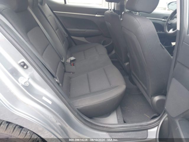 KMHD74LFXKU777457 Hyundai ELANTRA SE