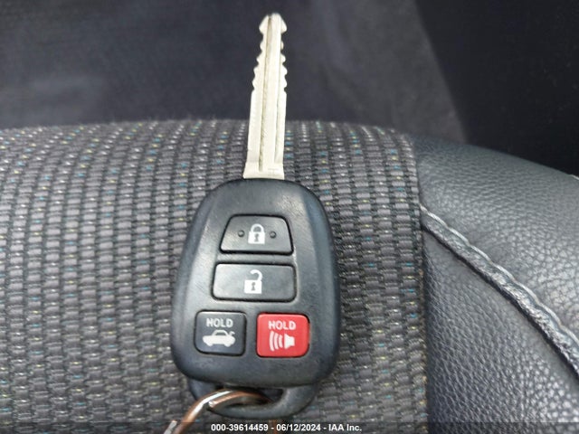 Toyota Corolla S Plus 2014 2T1BURHEXEC006273 Image 11
