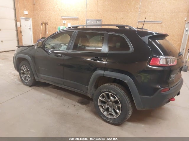 1C4PJMBX6MD153381 Jeep Cherokee Trailhawk 4x4